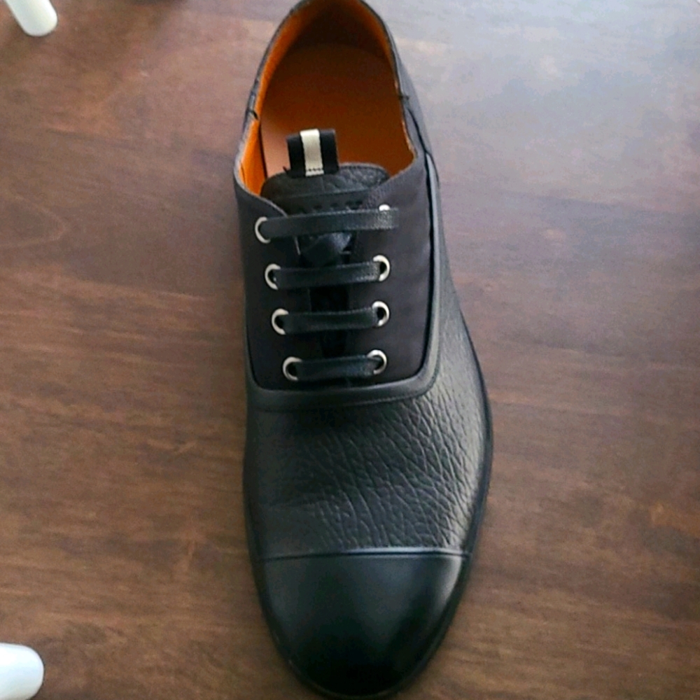 Bally sneakers/ derby in pristine condition